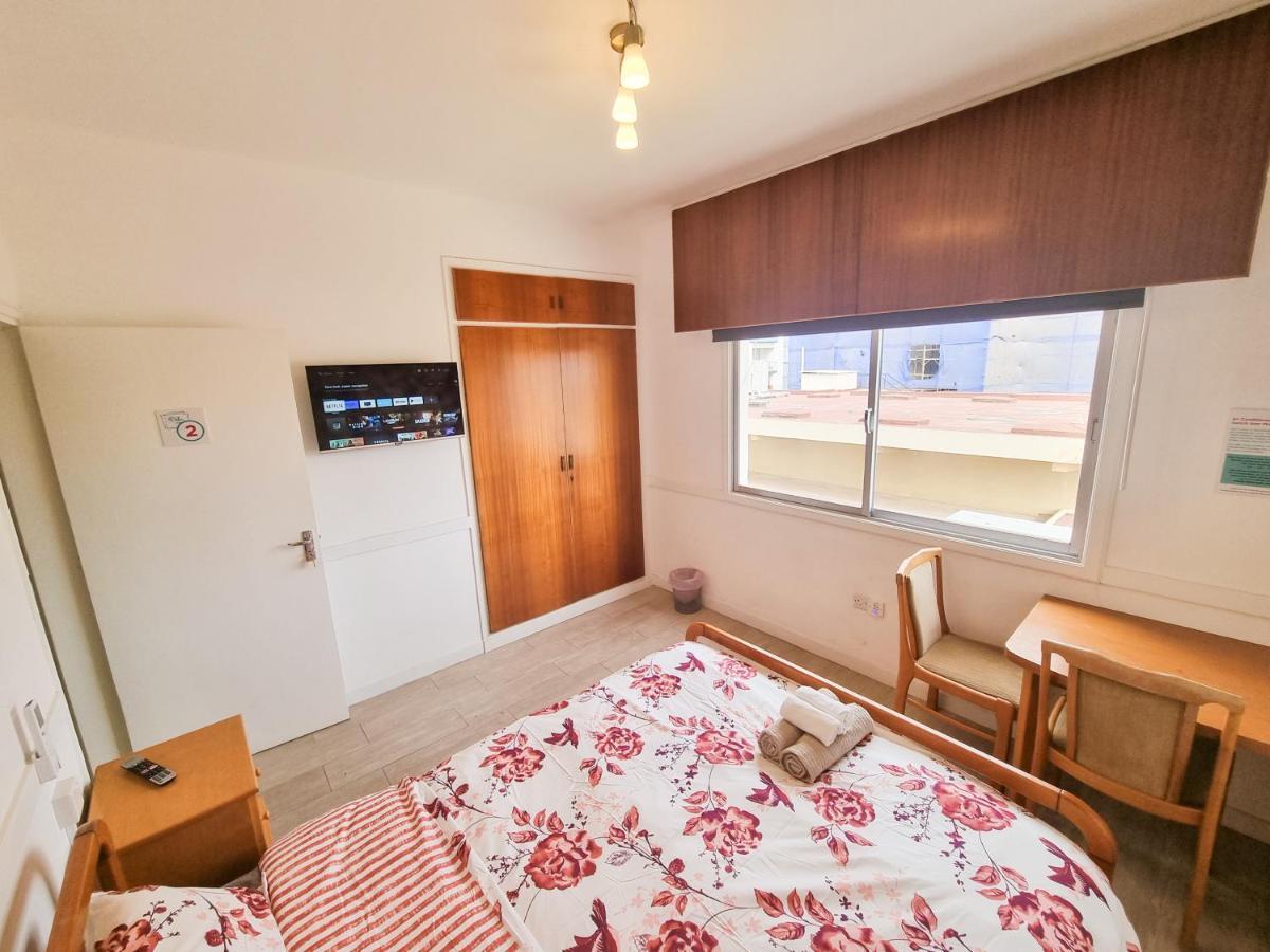 Larnaca Garden Rooms Ngoại thất bức ảnh